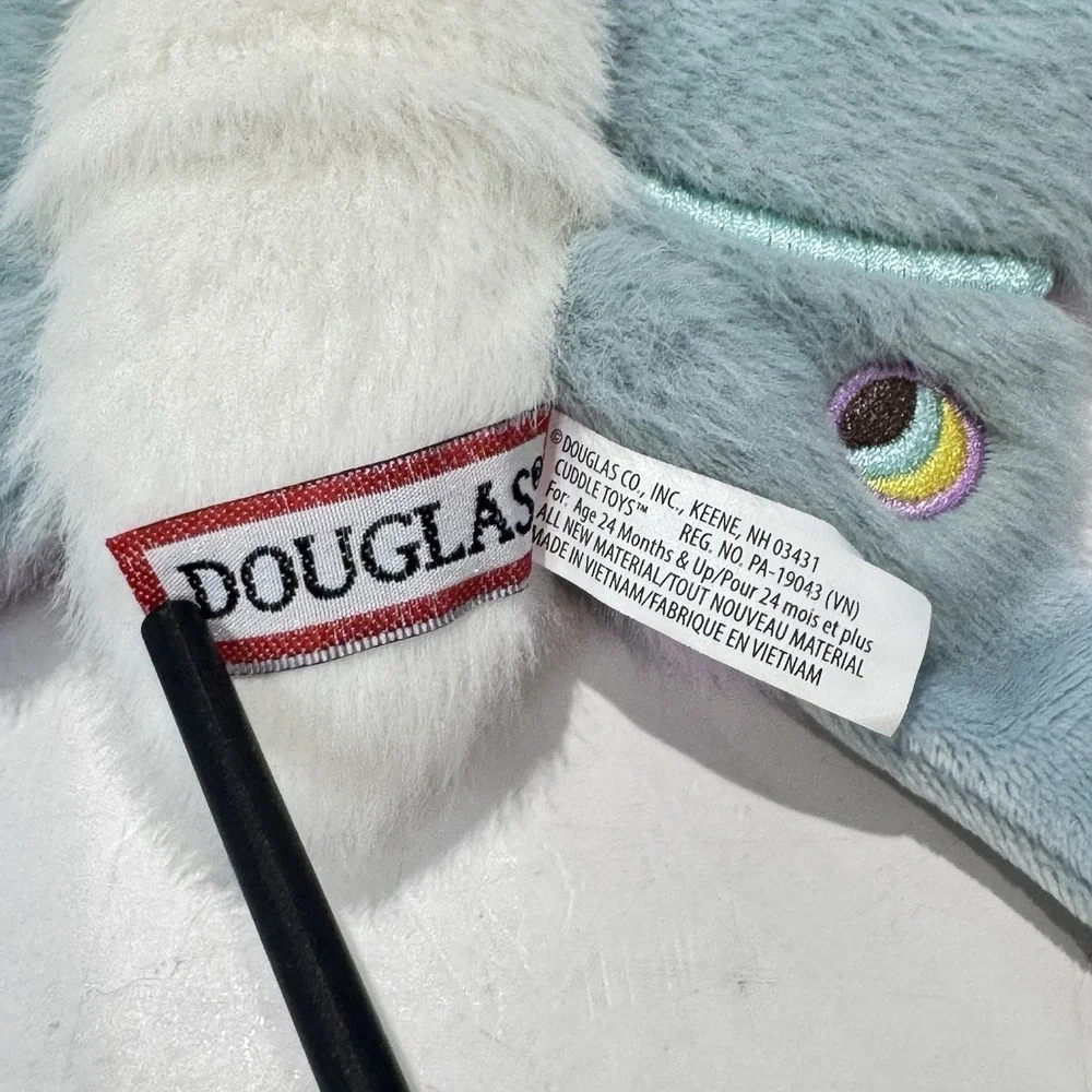 Cute Fuzzy Butterfly Plush Purple Blue & White 2023 Douglas Co Item 1608 EUC